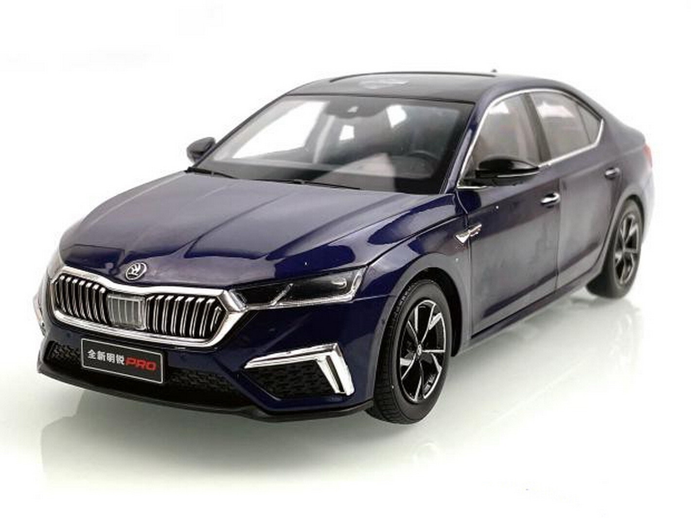 Škoda Octavia ③ ミニカー 8台セット 1/72 Škoda Octavia ③ ミニカー 8台セット 1/72 Octavia III Combi