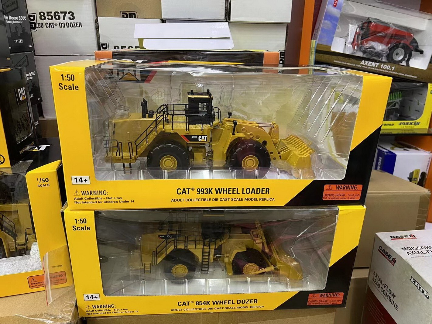 Norscot 1/50 Scale CAT 854G Wheel Dozer Diecast Model Toy Norscot 1/50 Scale CAT 854G Wheel Dozer Diecast Model Toy