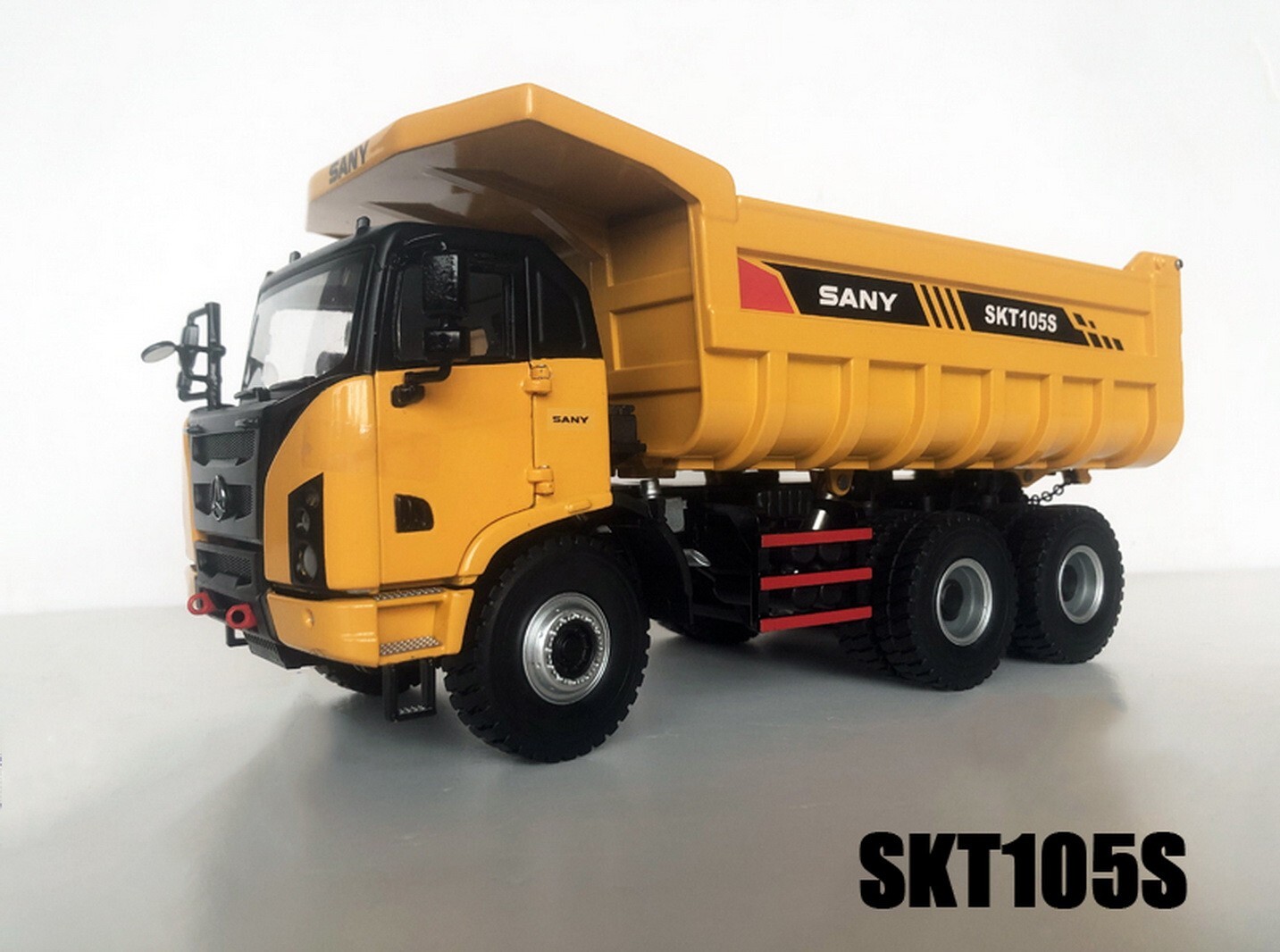 1/35 Scale SANY SKT105S Wide Body Dump Truck DieCast Model 1/35 Scale SANY SKT105S Wide Body Dump Truck DieCast Model