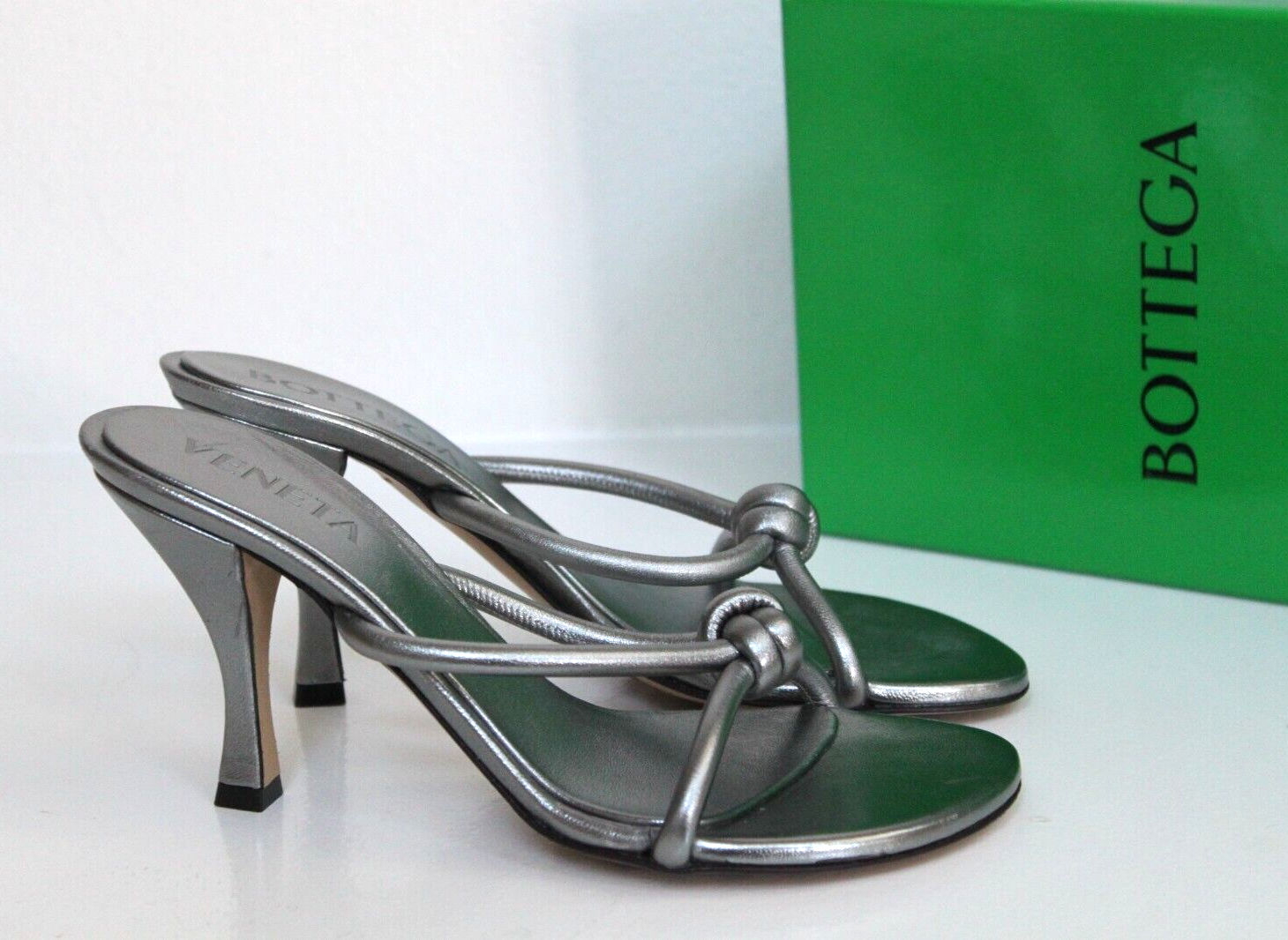 sz 8 / 38 Bottega Veneta Silver Open Toe Blink Metallic