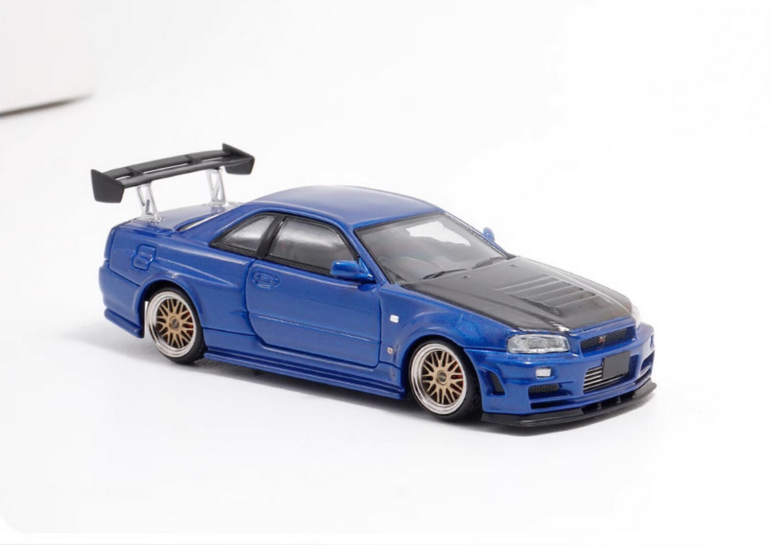 1/64 Fuji R34 GTR ホワイト Nissan Skyline GT-R R34 Nismo Z-Tune High Wing 1:64 by Fuji