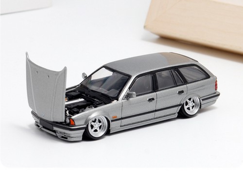 1/64 mortal BMW touring ミニカー 2台セット 1:64 Mortal BMW E30 M3 Style Touring Wagon Diecast Toy Car