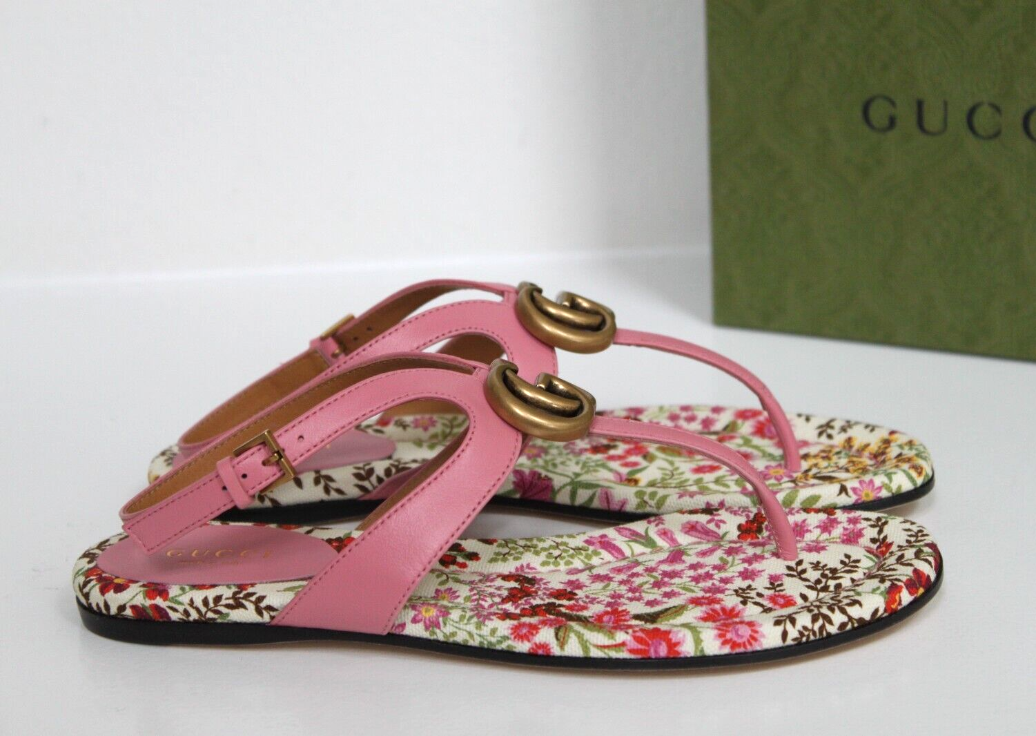 スリッポン Double-G Thong Marmont Leather Sandal in Pink Gucci Double-G Thong Marmont Leather Sandal in Pink | Runway