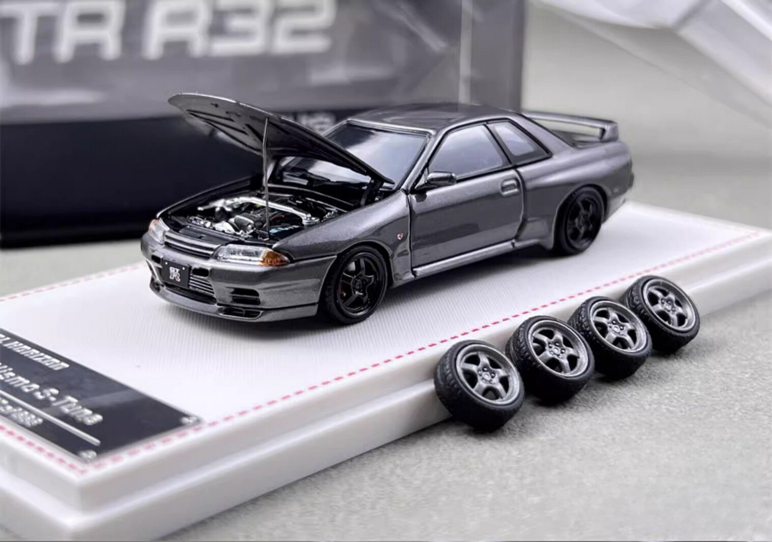 FH 1/64 Scale Nissan GTR R32 Nismo S-Tune Grey Diecast Car