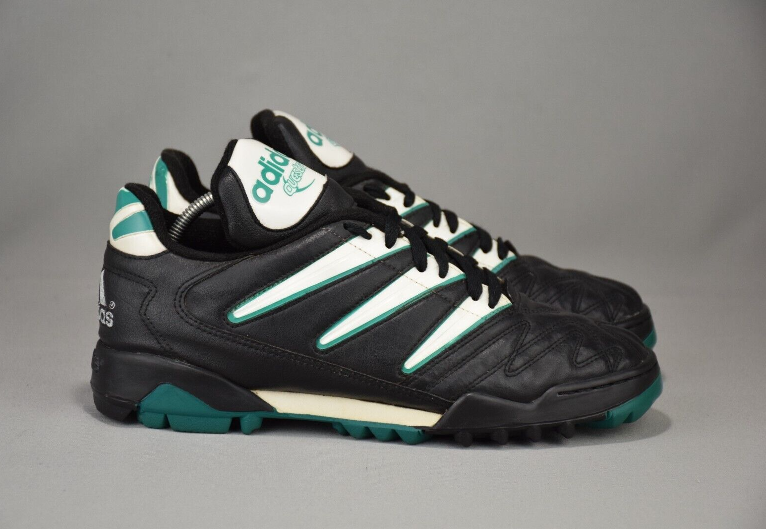RARE Adidas Questra 1995 Vintage Football Soccer Shoe Size RARE Adidas Questra 1995 Vintage Football Soccer Shoe Size