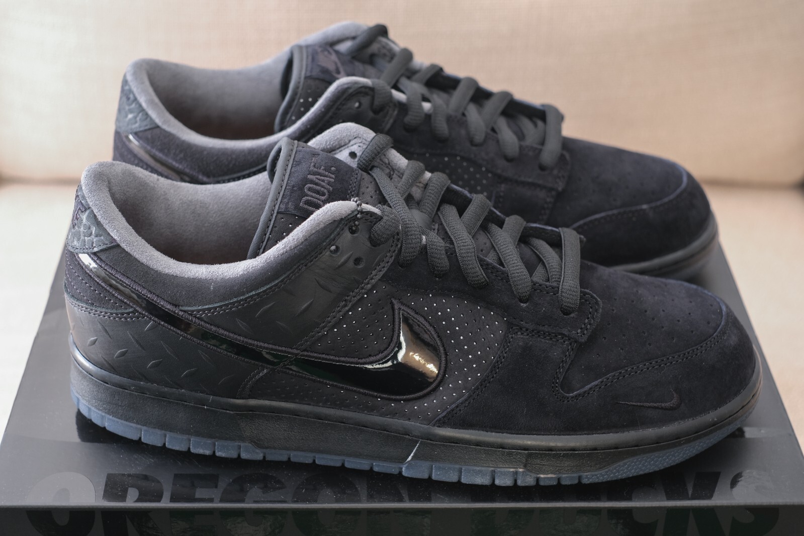 Nike Dunk Low PE Oregon What the Duck Alternate Black | Size Nike Dunk Low PE Oregon What the Duck Alternate Black | Size