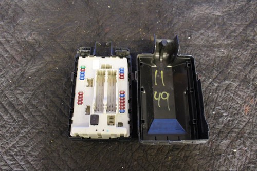 2010 NISSAN GT-R R35 VR38 AWD OEM ENGINE BAY JUNCTION FUSE ... nissan gtr r35 fuse box 