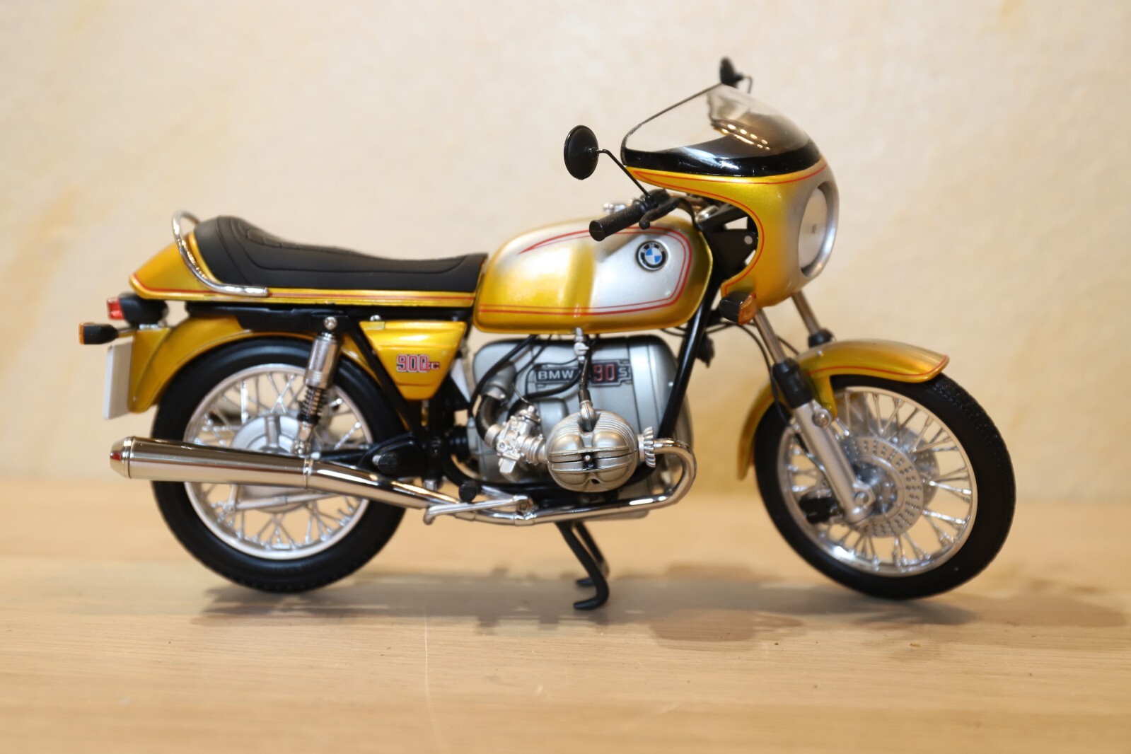 BMW R90S SCHUCO METALLMODELL 1：10 品 | www.schmetterlinghaus.at
