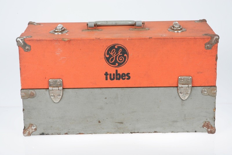 Vintage Ge General Electric Radio Tv Repairman Tube Caddy Box Door