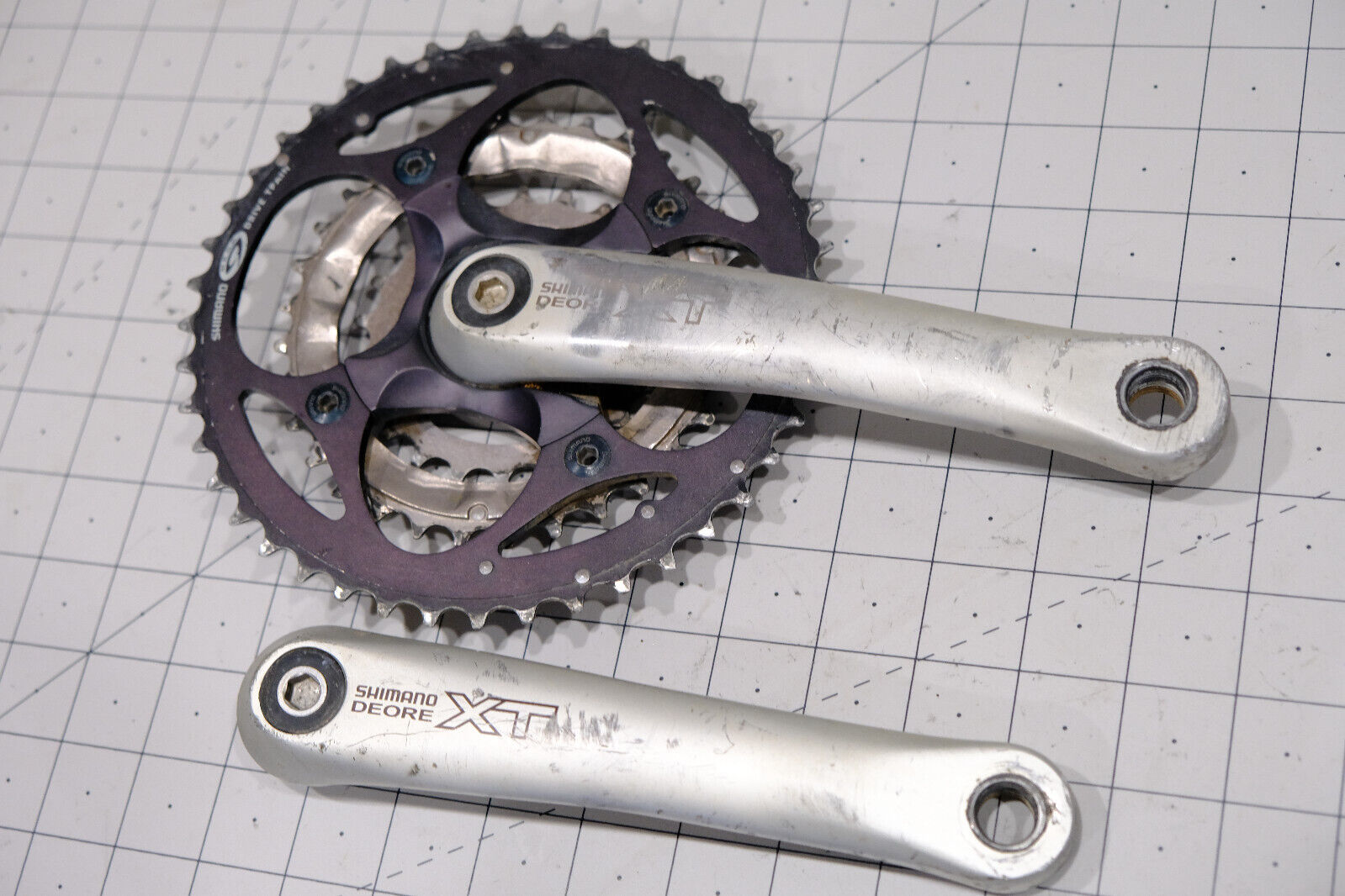 Shimano Deore XT FC-M750 Mountain Bike Crankset 175mm 44/32 Shimano Deore XT FC-M750 Mountain Bike Crankset 175mm 44/32