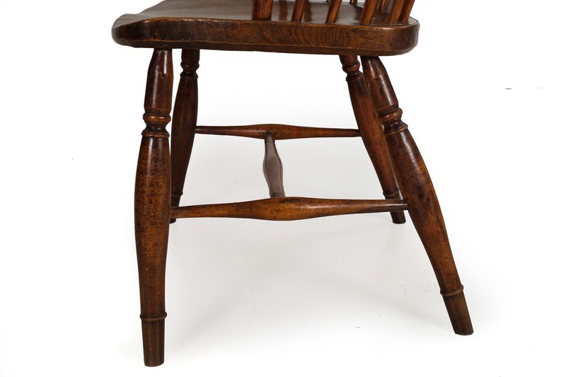 English George III Windsor Arm Chair, circa 18th-19th century