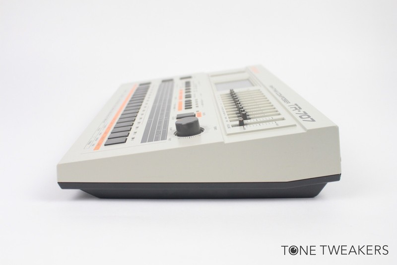 ROLAND TR-707 Vintage Drum Machine RESTORED Rhythm Composer