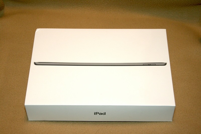 Apple iPad 第9世代　箱付き Amazon.co.jp: 【整備済み品】 Apple iPad (第9世代) Wi-Fi