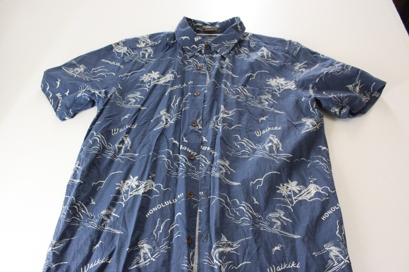  Quiksilver  Waterman Collection Waikiki  Hawaii SHORT SLEEVE 