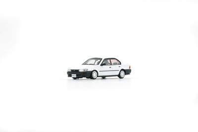 BMC 1/64 Toyota Corolla AE100 1996 White Diecast Car Model Toy Gift