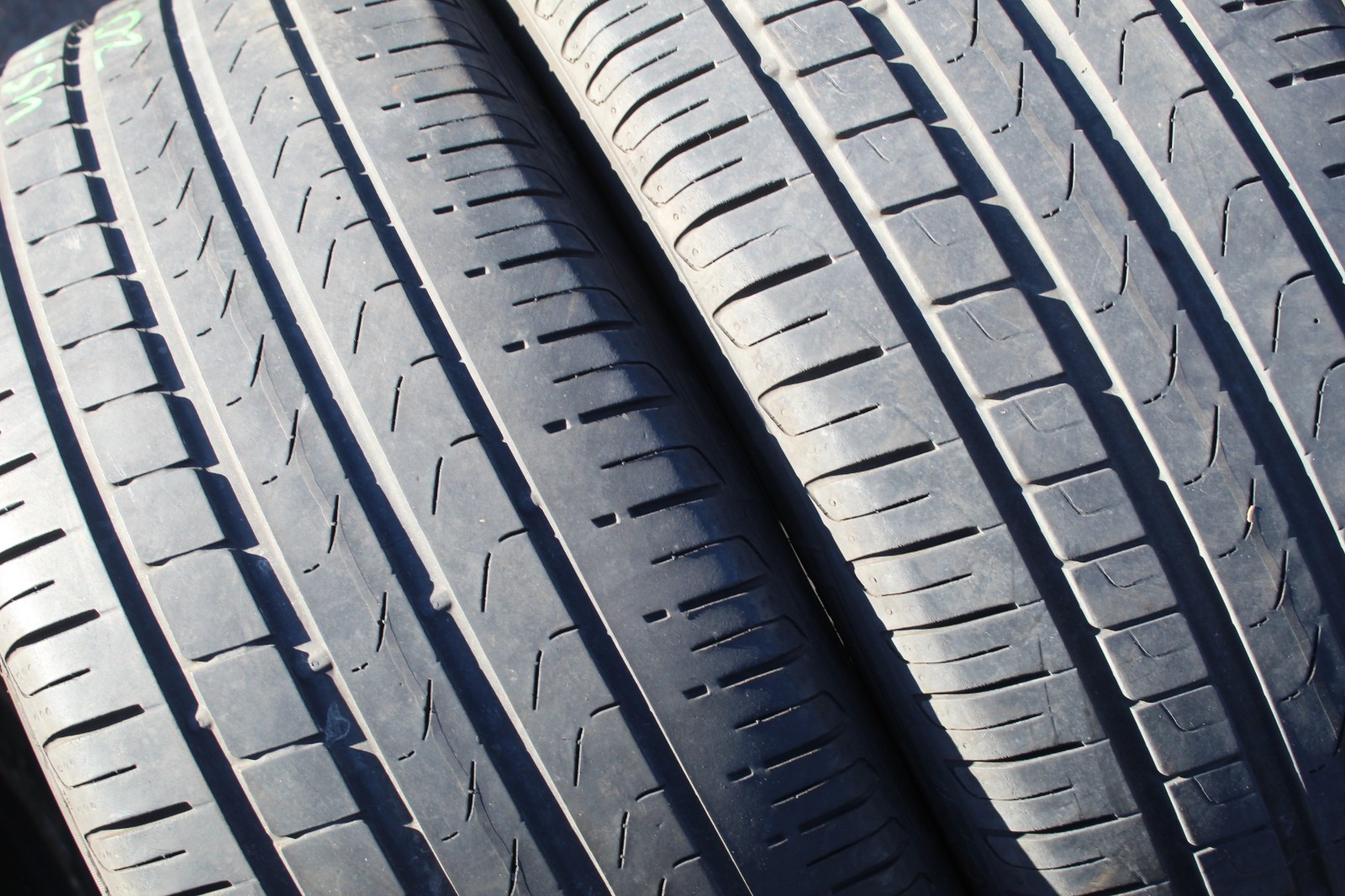 255 45 20 Pirelli, Scorpion Verde, AO, 101W, x2 A Pair 5.7mm (F1_tyres) FO L3849