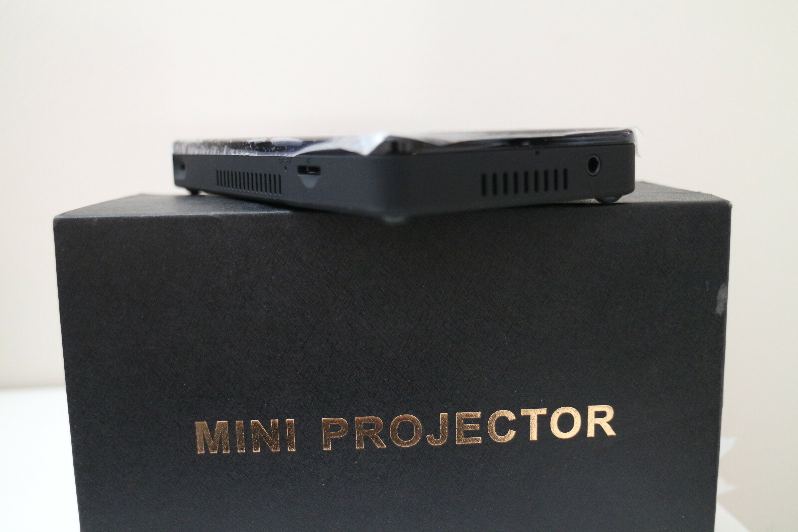 Mini Pocket Android Projector DLP 2.4G/5G WiFi 3D Home Theatre Cinema BT 4.0 GM