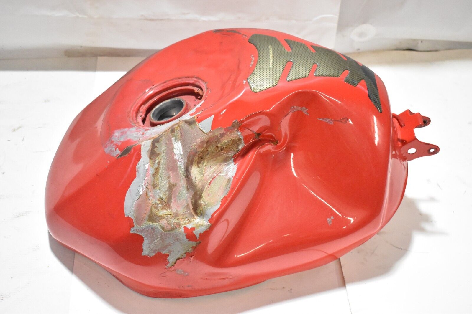 2003 2004 Kawasaki Ninja Zx6r Zx636 Gas Tank Fuel Cell 2003 2004 Kawasaki Ninja Zx6r Zx636 Gas Tank Fuel Cell