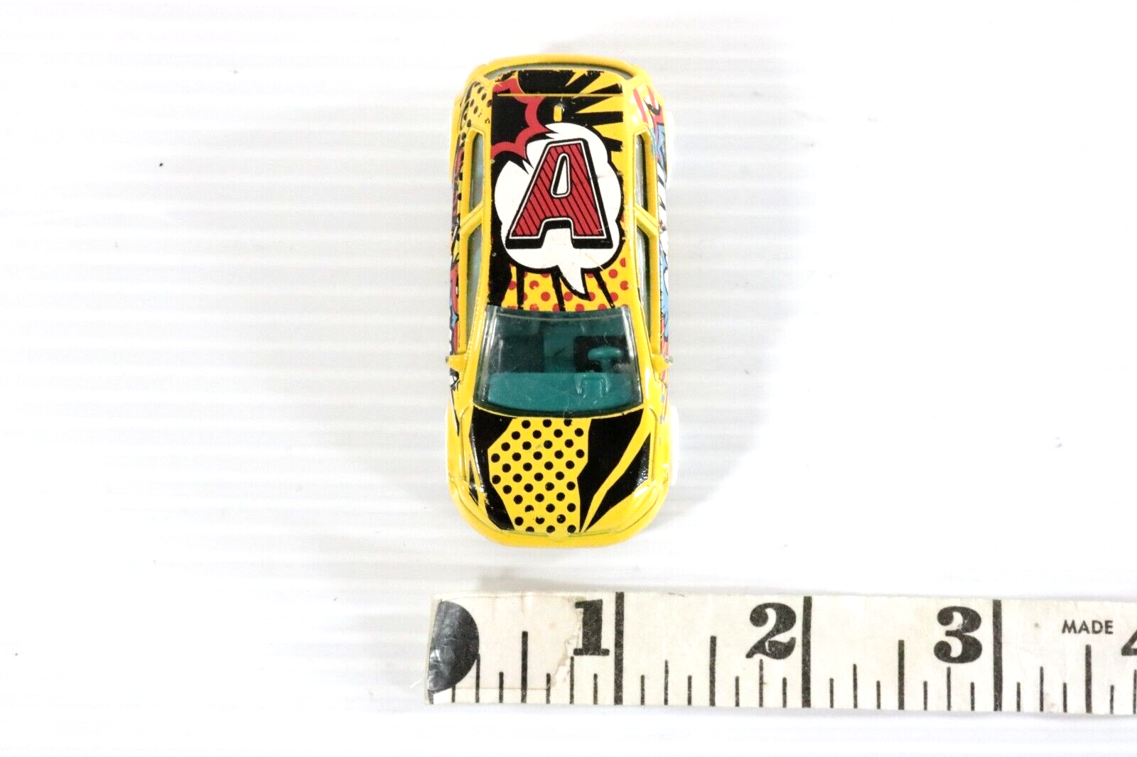 Hot Wheels Volkswagen Golf MK7 Zoom Crash Comic Diecast Toy Car DJF83 (2016)