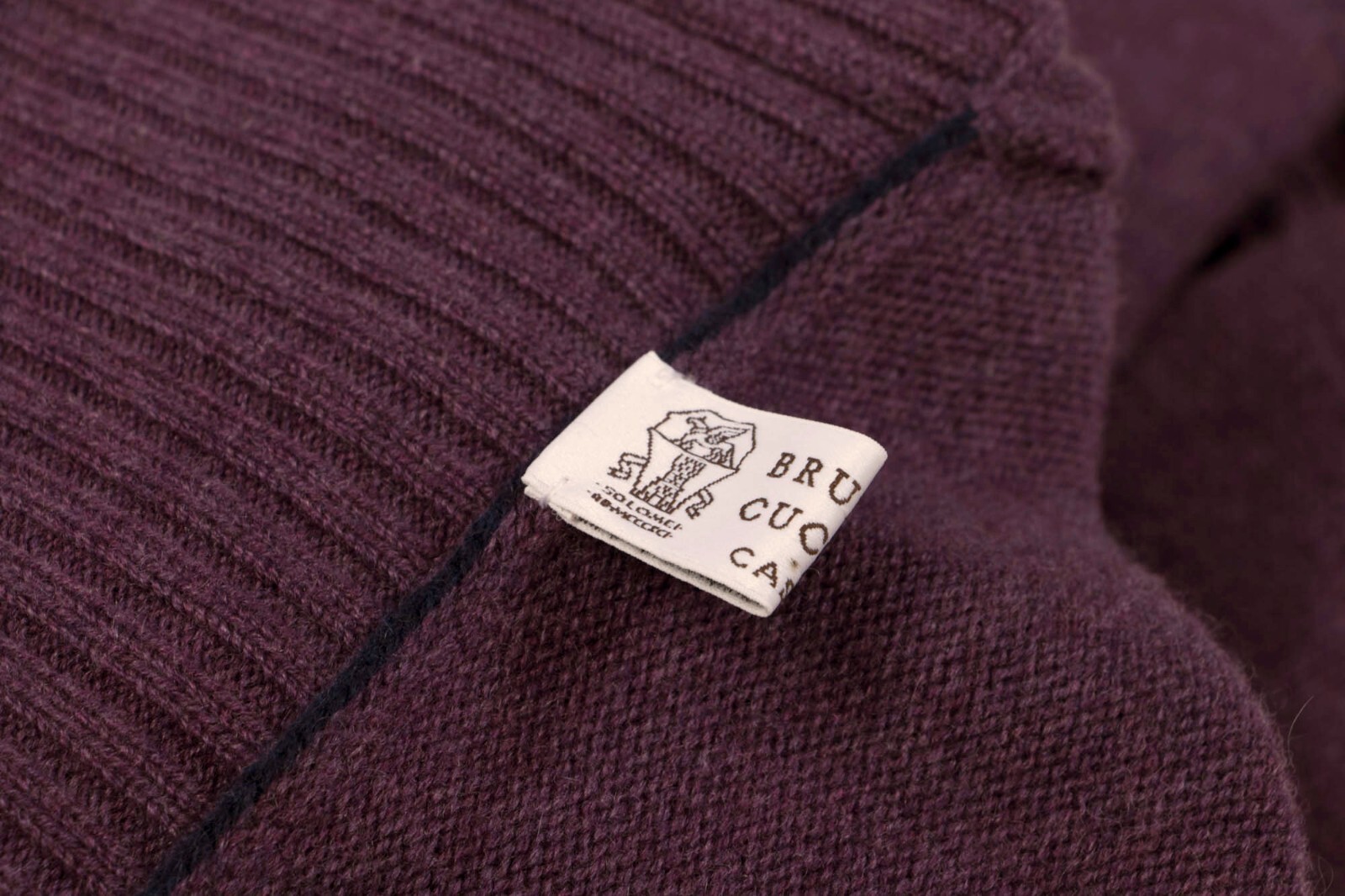 Pre-owned Brunello Cucinelli $4995  Men 100% Cashmere Graphic Turtleneck 50/ 40us A242 In Violet + Gray & Taupe Accents