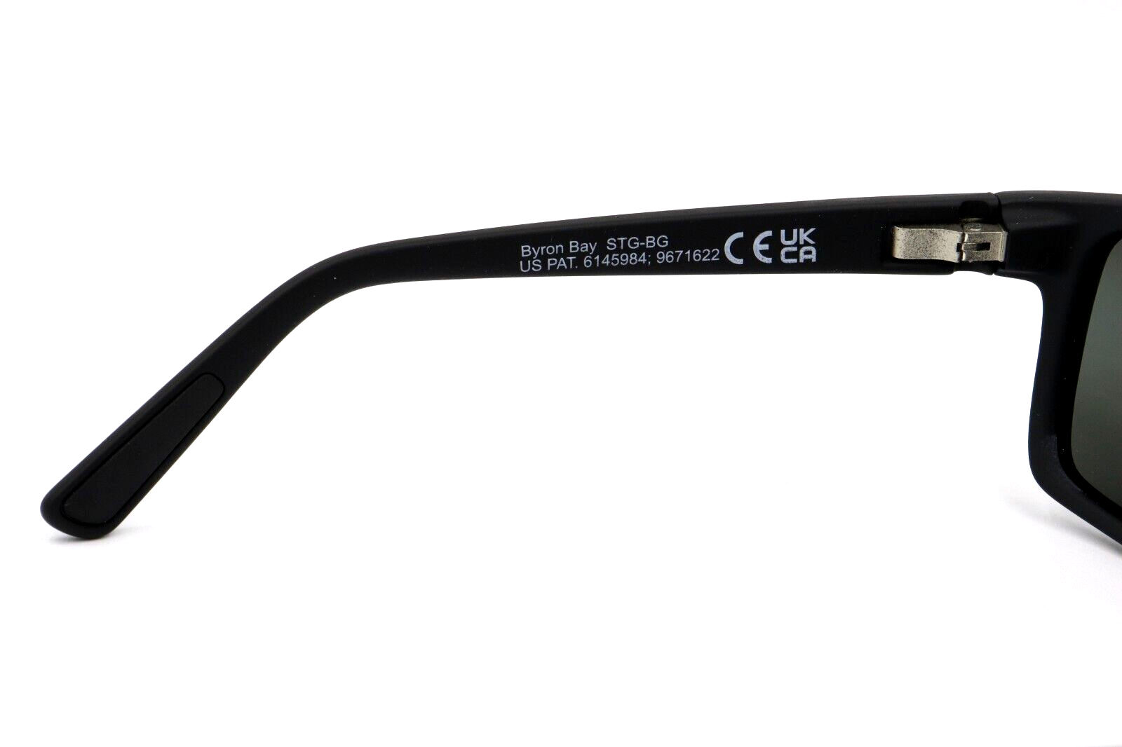 Pre-owned Maui Jim Byron Bay Gray Polarized Black Rubber Wrap Sunglasses 746-02mr $279 In Neutral Gray