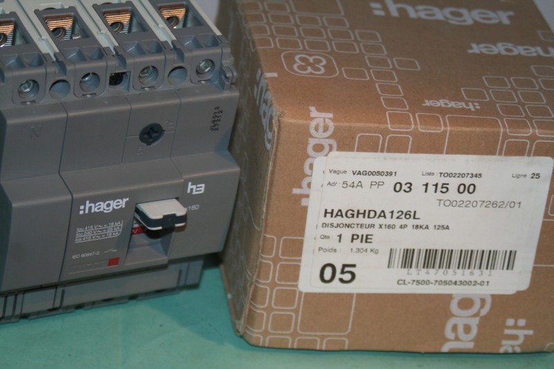Disjoncteur X160 4p 18ka 125a Fixe Hager Hda126l