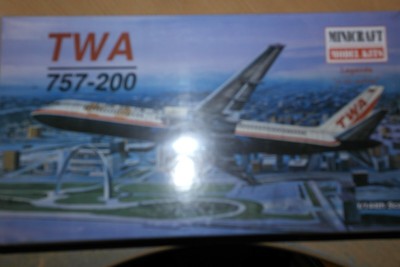MINICRAFT 1:144 BOEING 757-200 TWA 14482