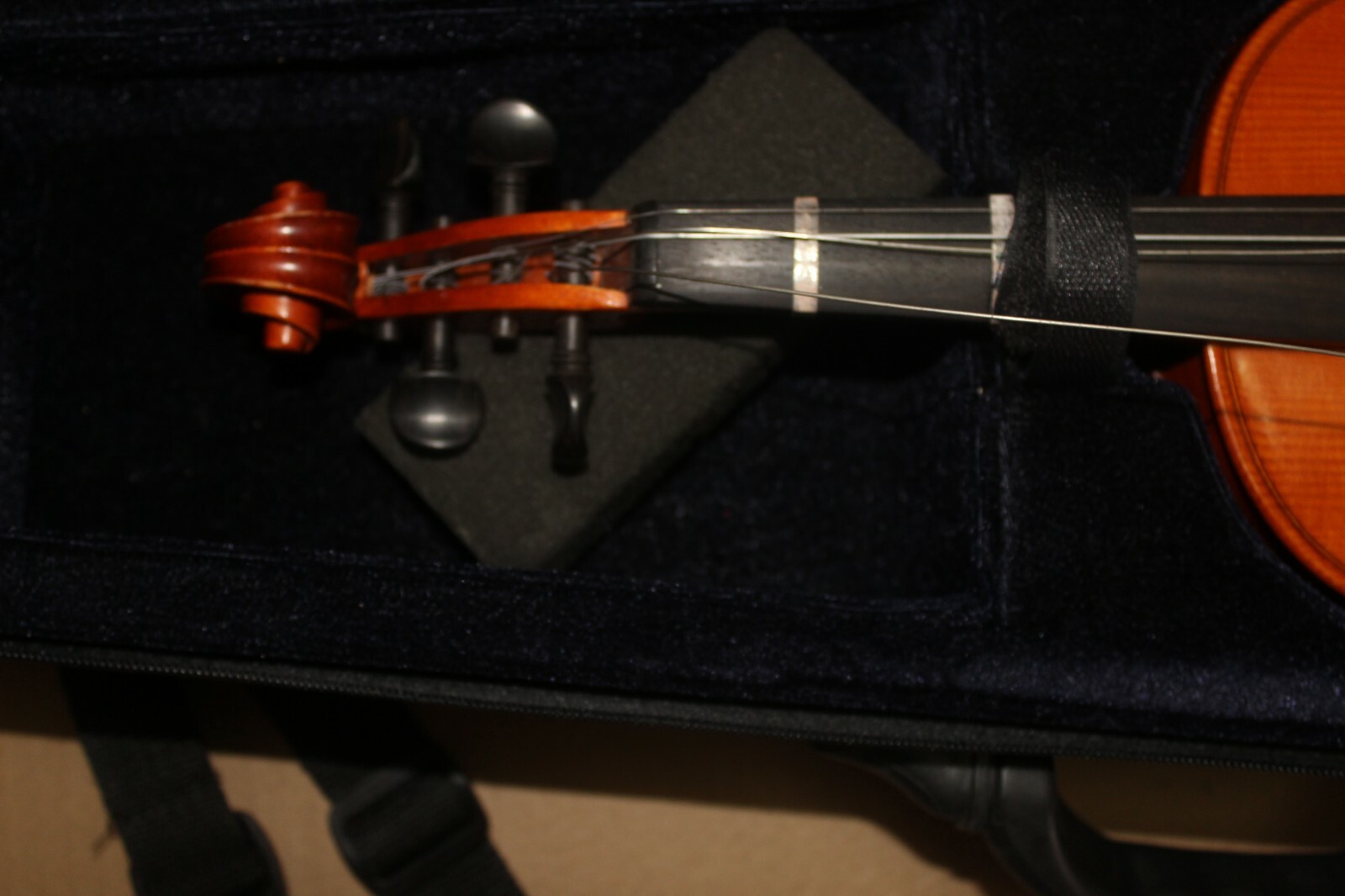 VIOLIN MADE BY STRINGS & THINGS