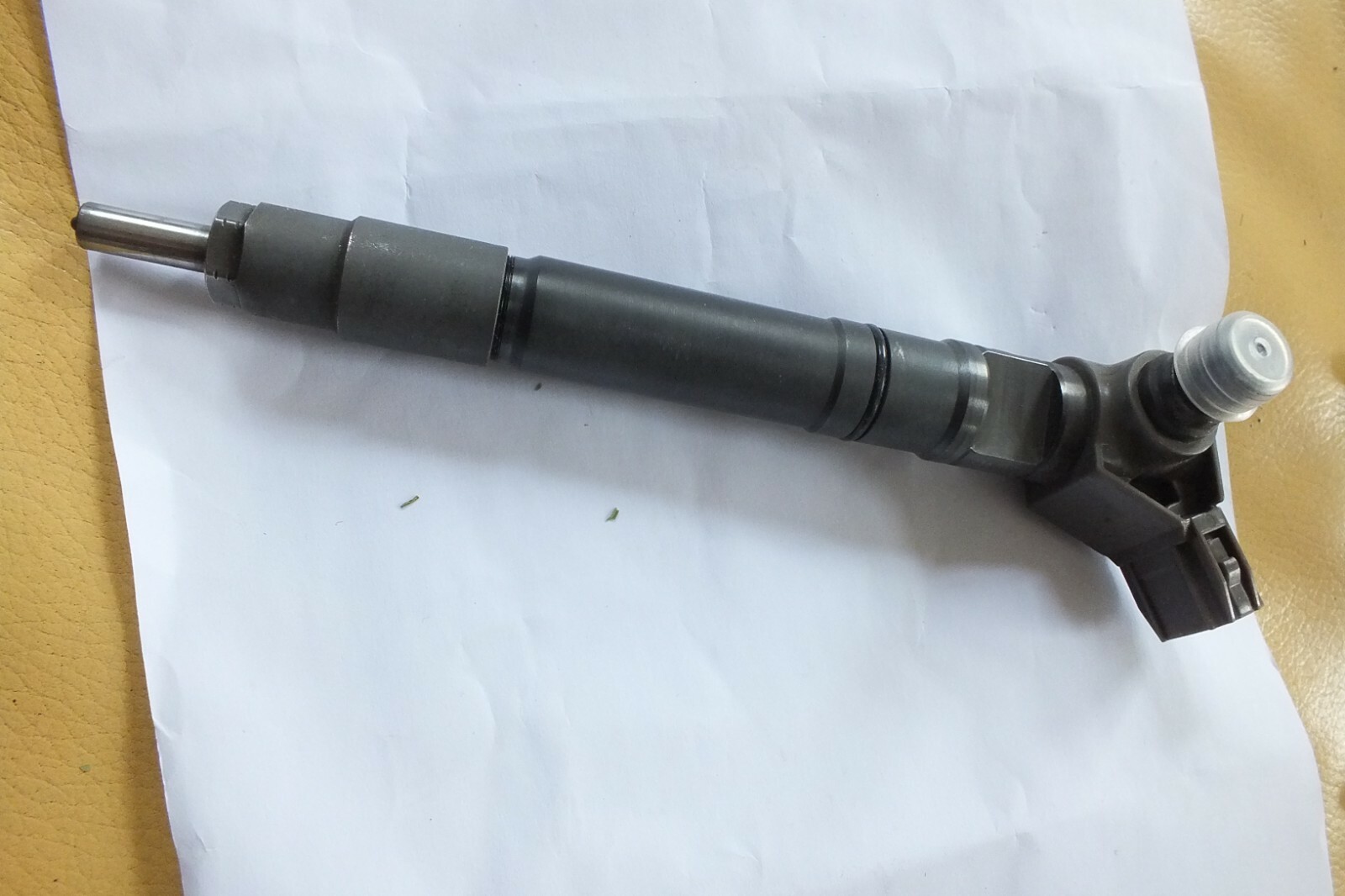 ゆき Hino Diesel Injector Fuel Injector 23670-E0010 for Sk300-8