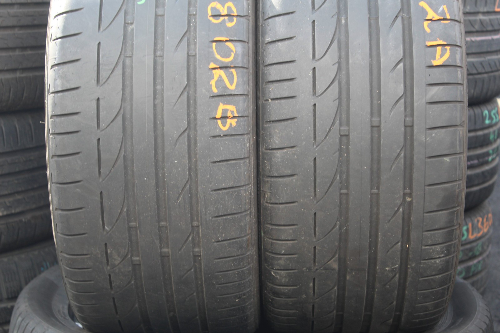 255 35 19 Bridgestone, RunFlat, XL, 96Y, x2 A Pair 5.0mm (F1_tyres) L3802