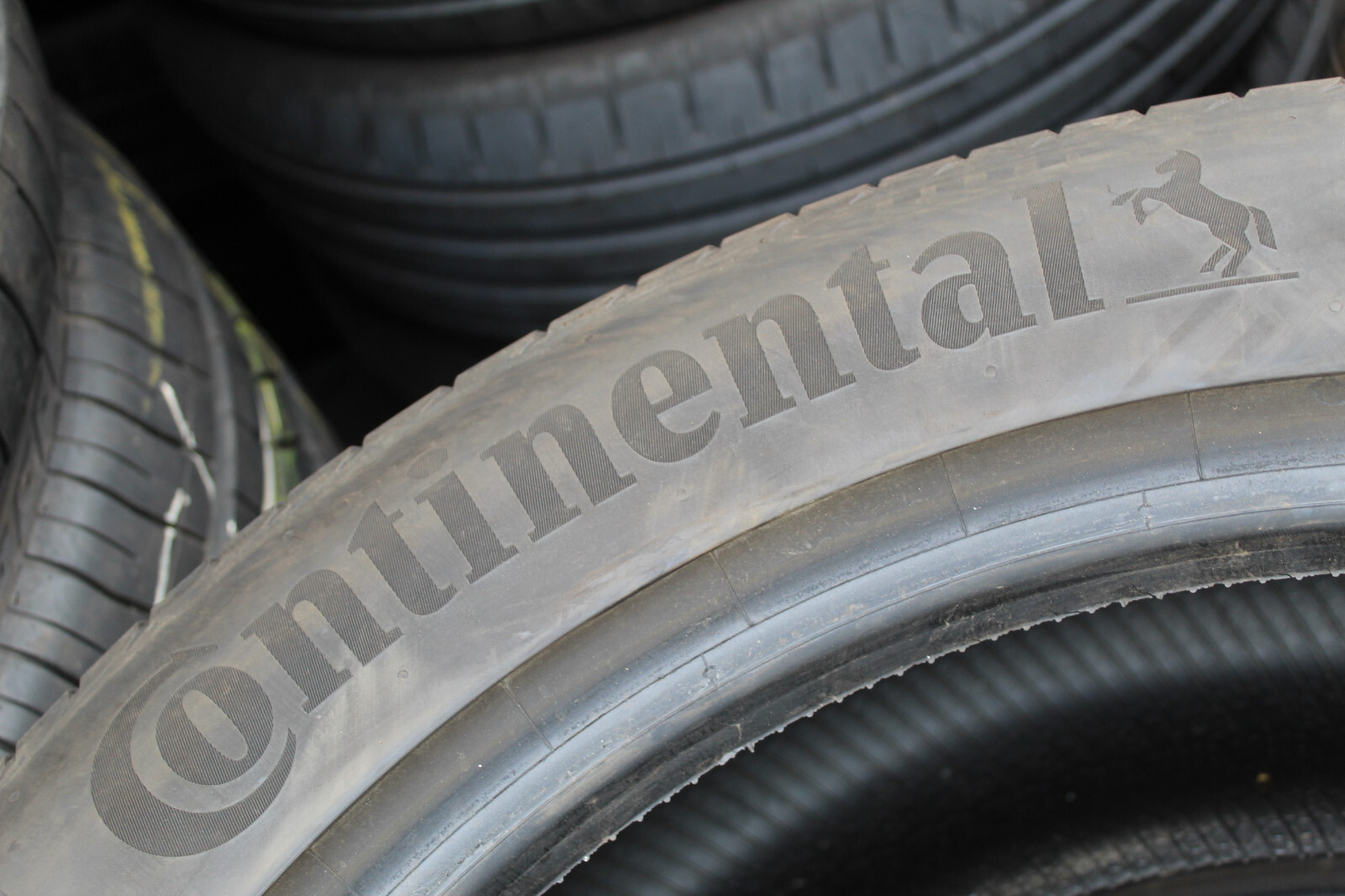 255 50 20 Continental, PC 6, XL, 109Y x2 A Pair 5.5mm (F1_tyres) L2860