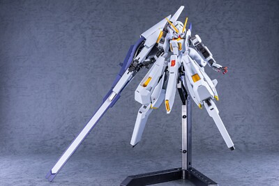 BANDAI - houty Premium Bandai HG 1/144 TR-6 Woundwort built & painted in
