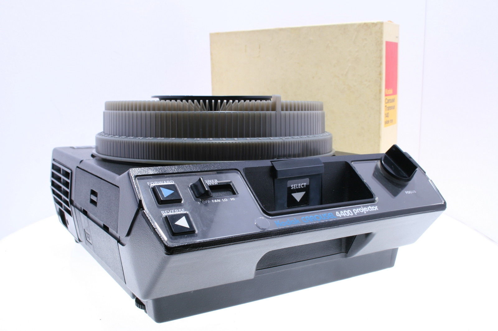 Proyector Vintage Kodak 35mm y pantalla