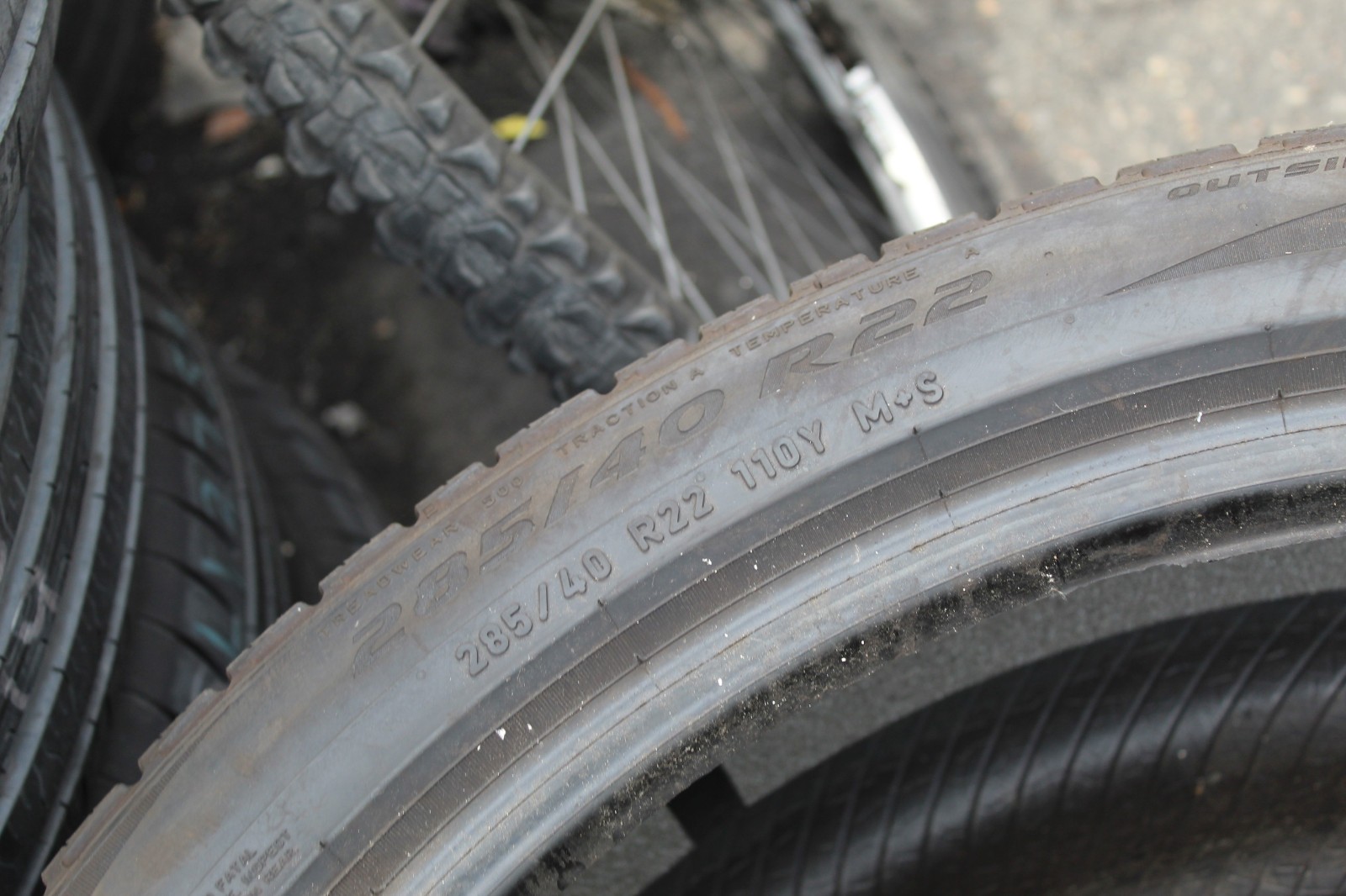 285 40 22 Pirelli, All Season, LR, 110Y, x1 Single Tyre 6.5mm (F1_tyres) L3641