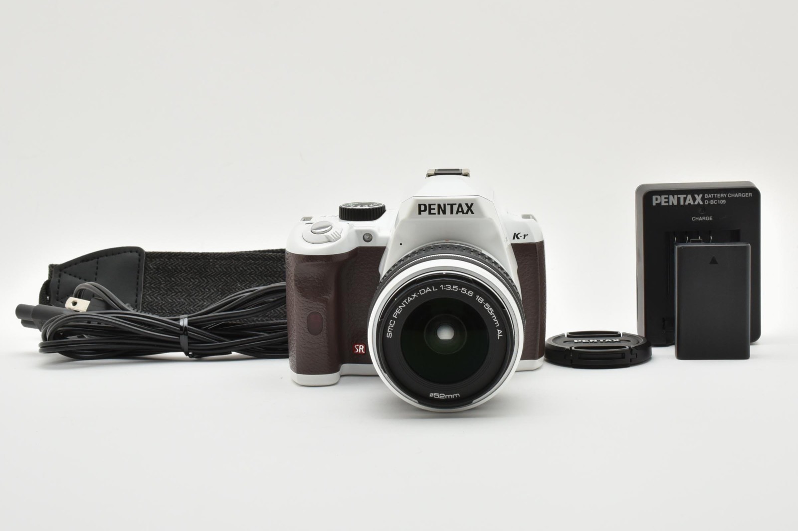 PENTAX K-r/18-55mm (良品） Amazon.com : Pentax K-r 12.4 MP Digital SLR Camera with 3.0