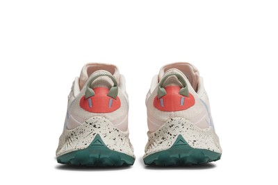 NIKE NIKE WMNS PEGASUS TRAIL 3 'LIGHT SOFT PINK EMBER' DA8698-600