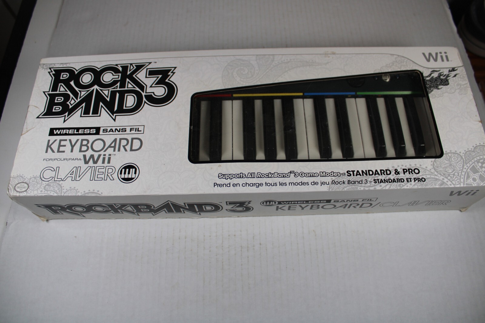 Nintendo Wii Wii-U Rock Band 3 Wireless Keyboard Game Controller piano RB3