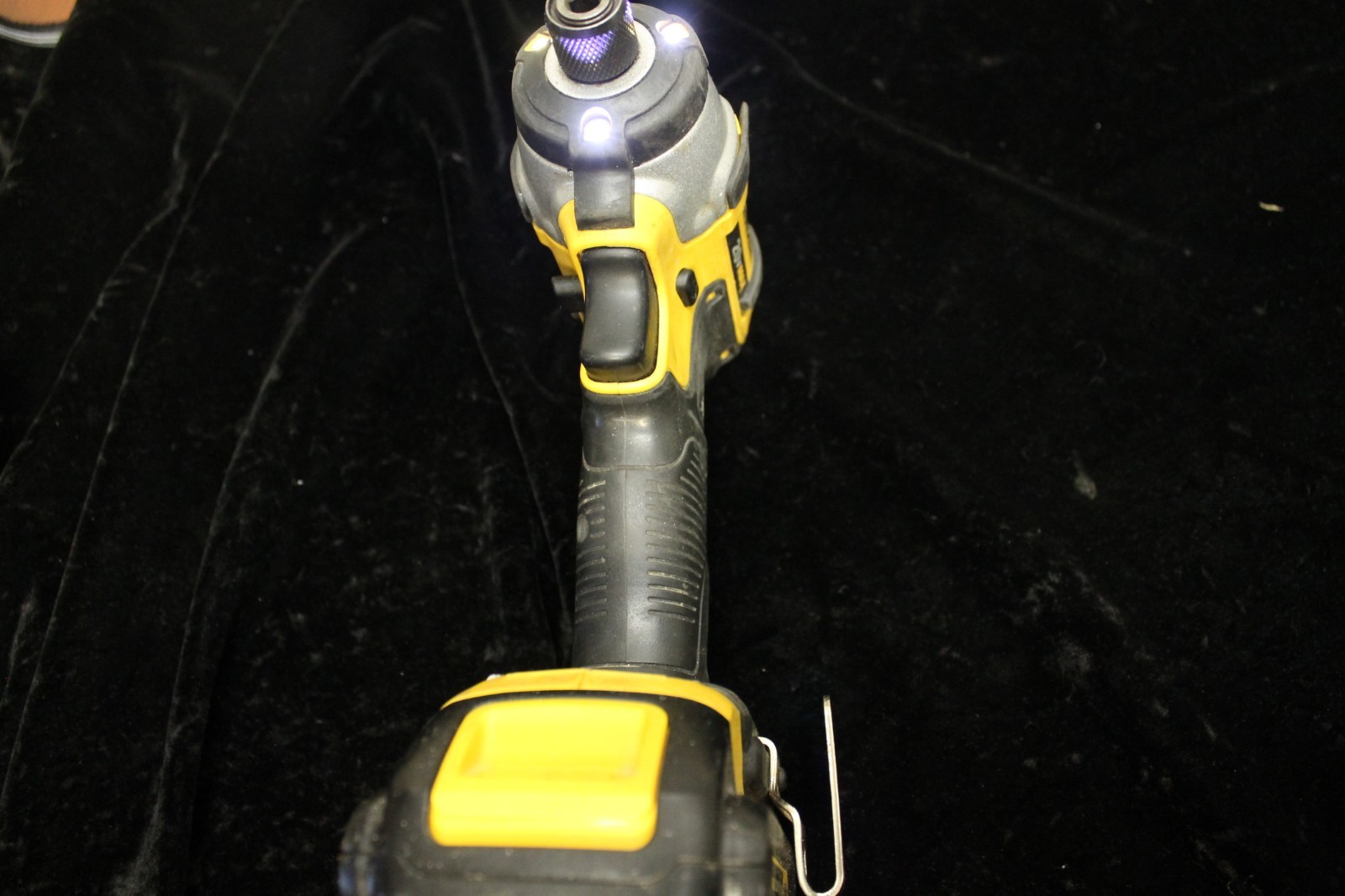 Dewalt DCF885 1/4