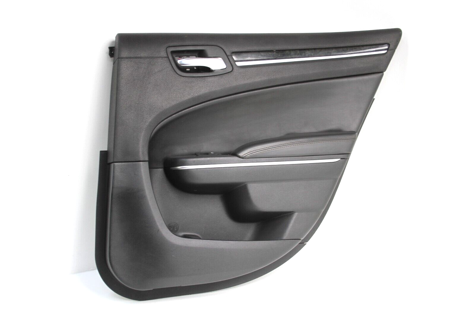 2015-2016-2017 Chrysler 300 Rear Right Passenger Door Panel Cover