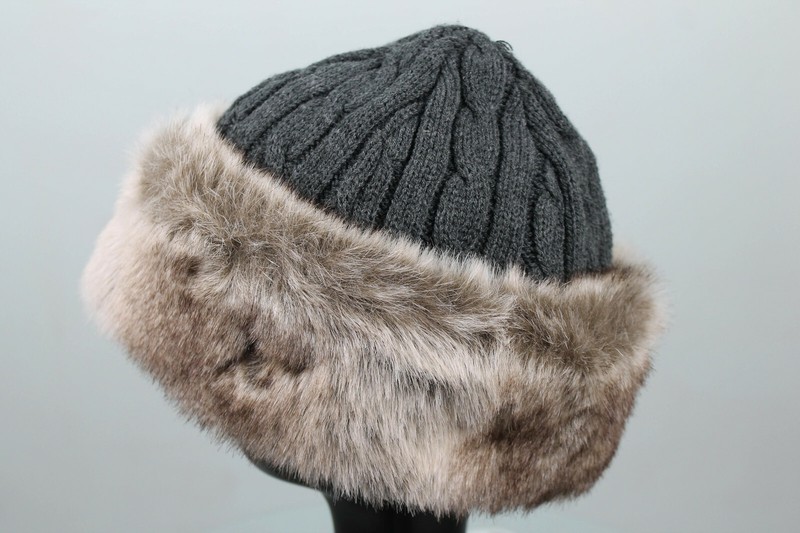 Beige Faux Fur Cable Knit One Size 