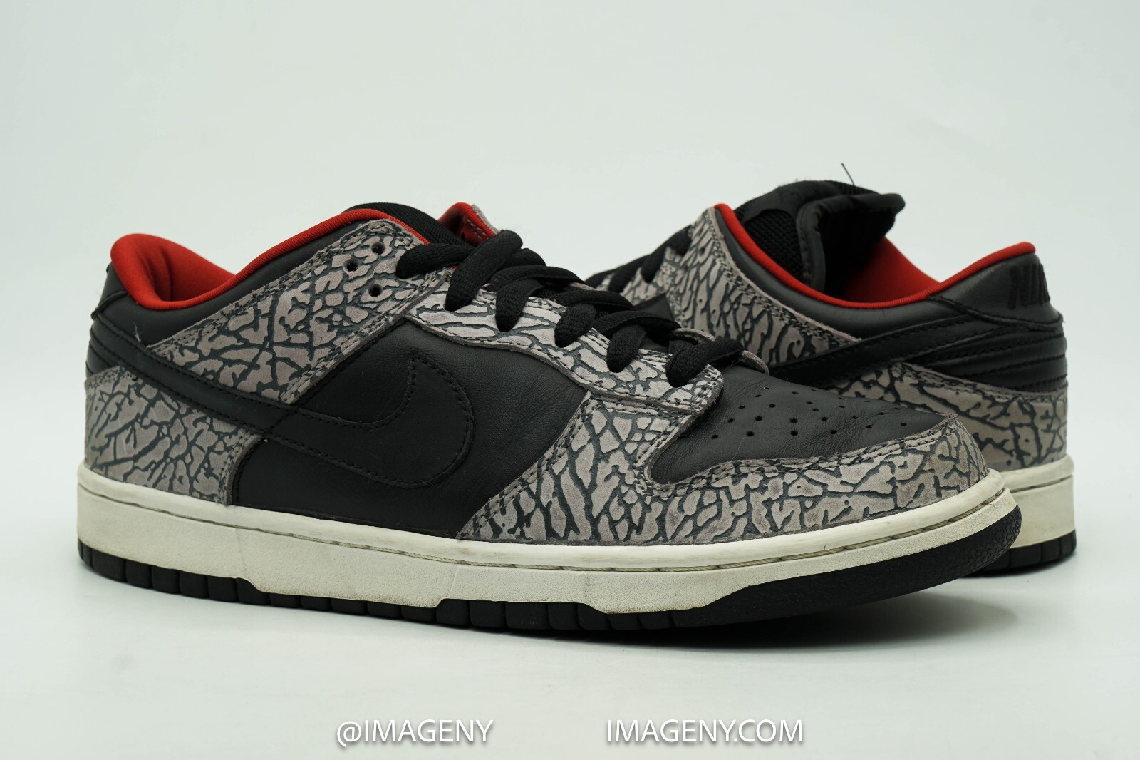 美品 Nike SB Dunk LowBlack Cement Nike SB Dunk Low Black Cement - Sneaker Bar Detroit
