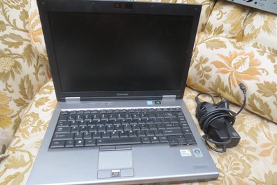 Toshiba tecra m10 laptop 4gb ram-wifi-office-220gb hdd-core2 duo + charger