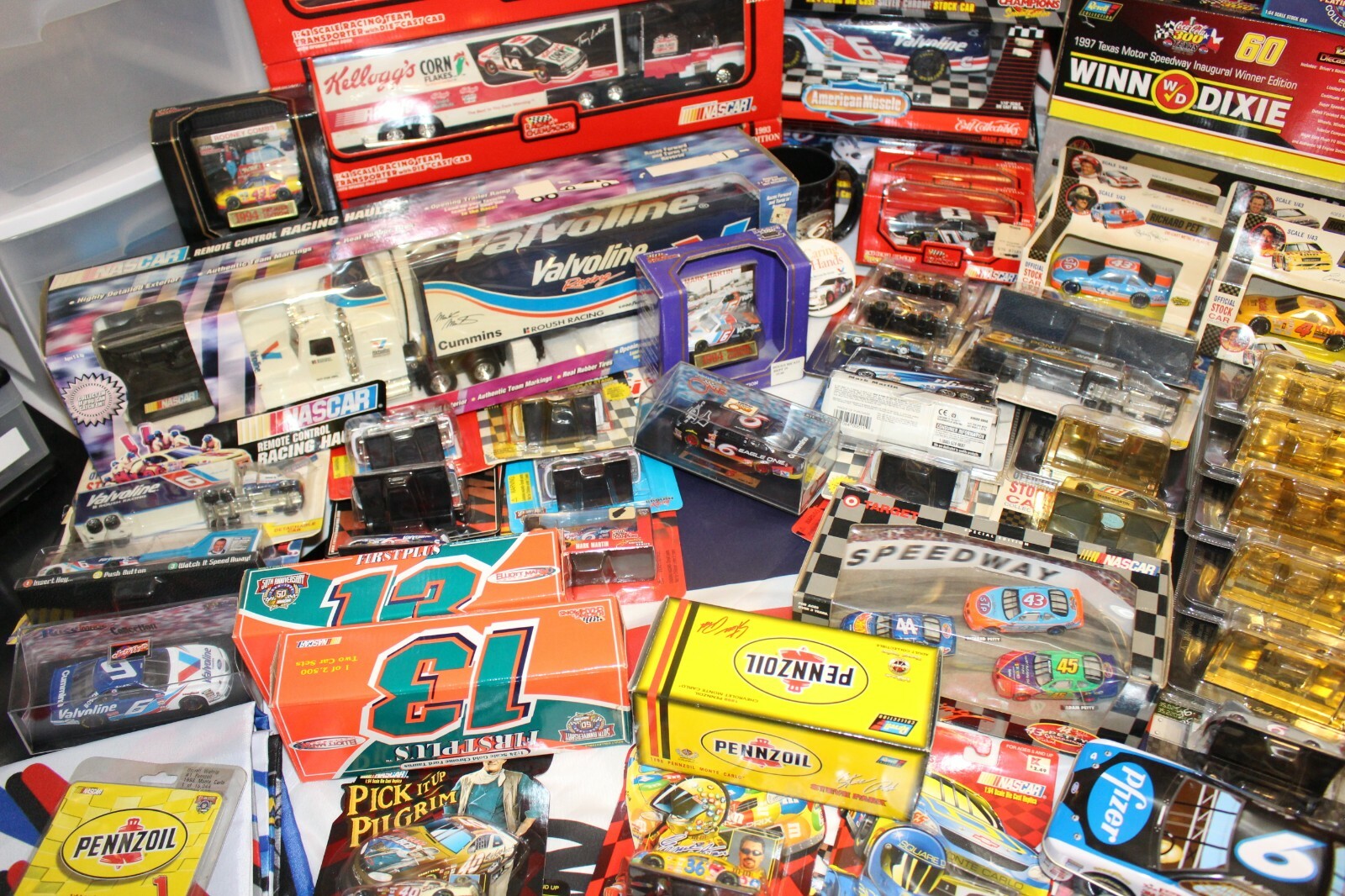 HUGE 245 PC 20 Year NASCAR Collector's 1990's-2000's Diecast Memorabilia Car Lot