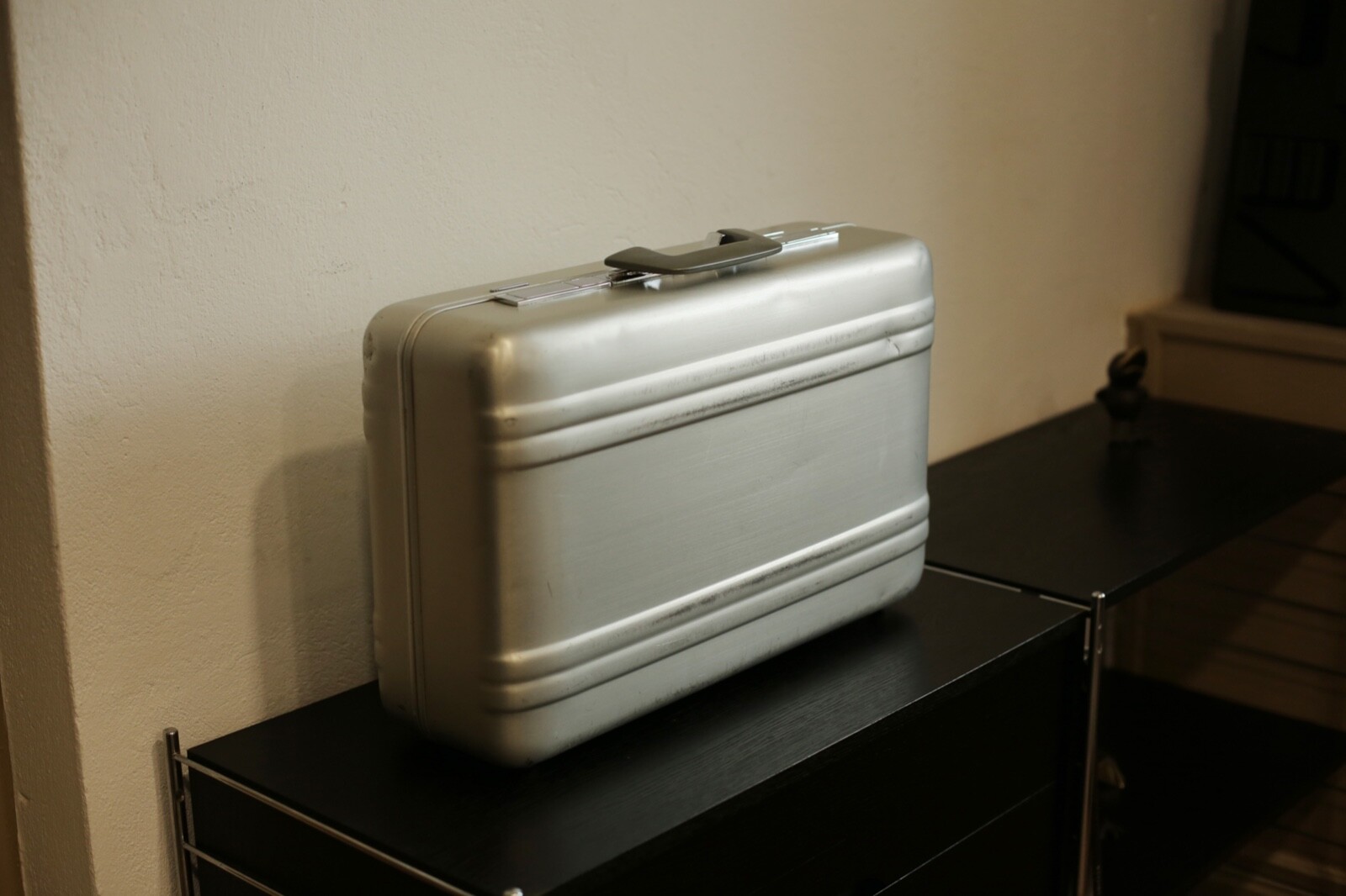 ゼロハリバートン ZERO HALLIBURTON レアサイズ 460mm×330cm