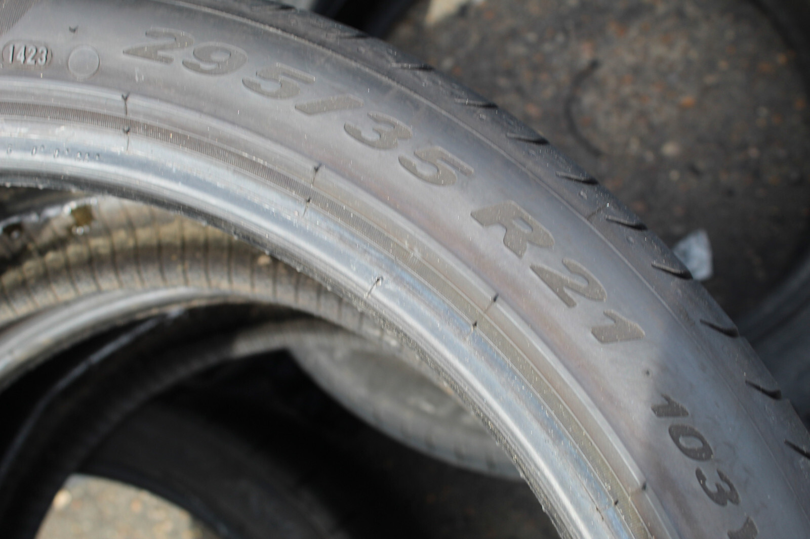 295 35 21 Pirelli, P Zero, Porsche - N0, 103Y, x2 A Pair 6.5mm (F1_tyres) L2577