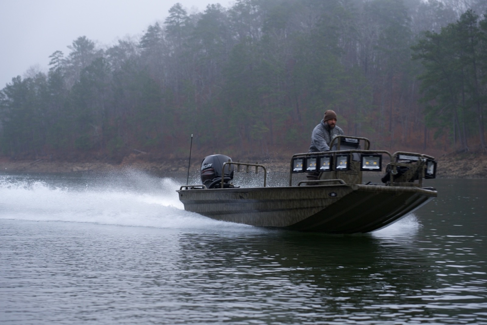 2018 Prodigy 2060 Center Console w/ 150 HP Mercury Hunting and/or Fishing Boat