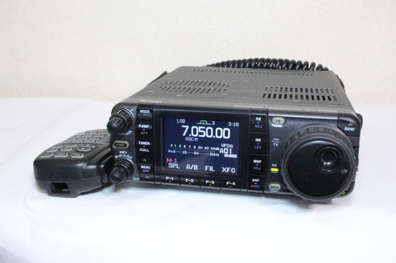 ICOM IC-7000 HF/VHF/UHF ALL MODE Transceiver Japan ver. | eBay ICOM IC-7000 HF/VHF/UHF ALL MODE Transceiver Japan ver. | eBay