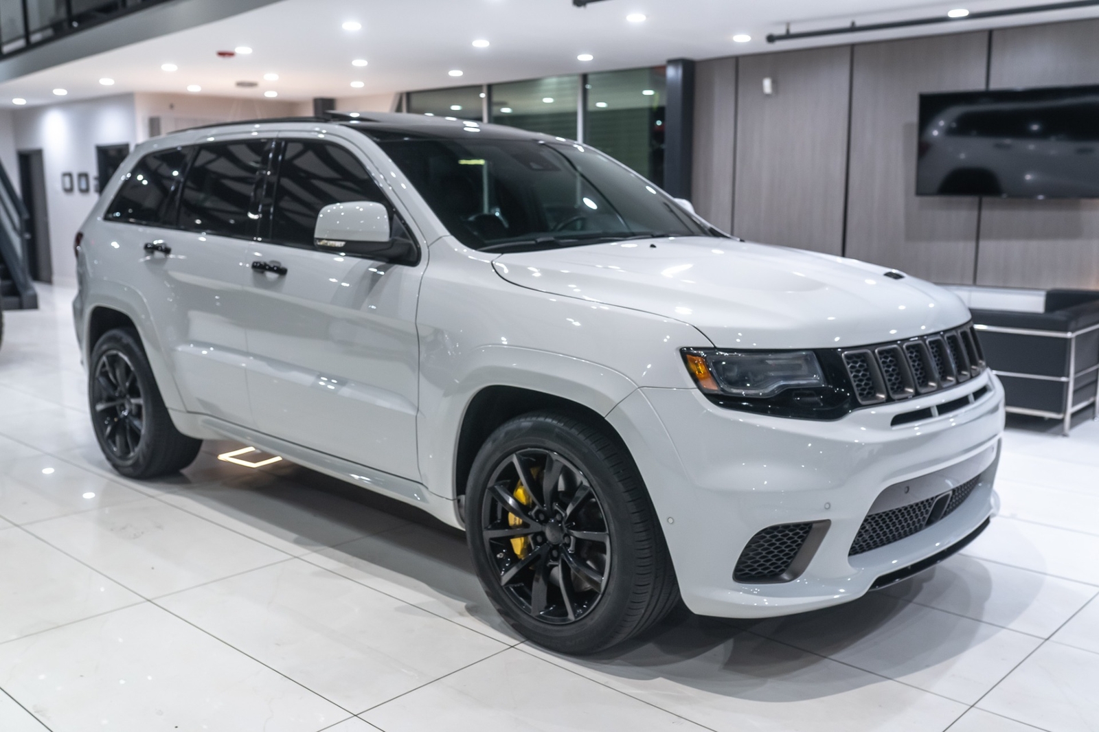 2018 Jeep Grand Cherokee Trackhawk 707hp Supercharged Awd! Dual