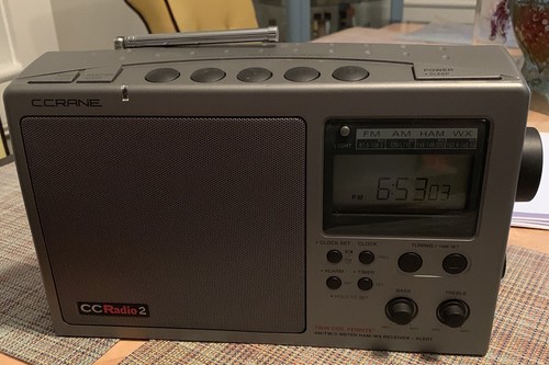 GREAT C. CRANE CC RADIO 2 AM FM 2 METER HAM WX RECEIVER + ALERT RADIO IN SILVER