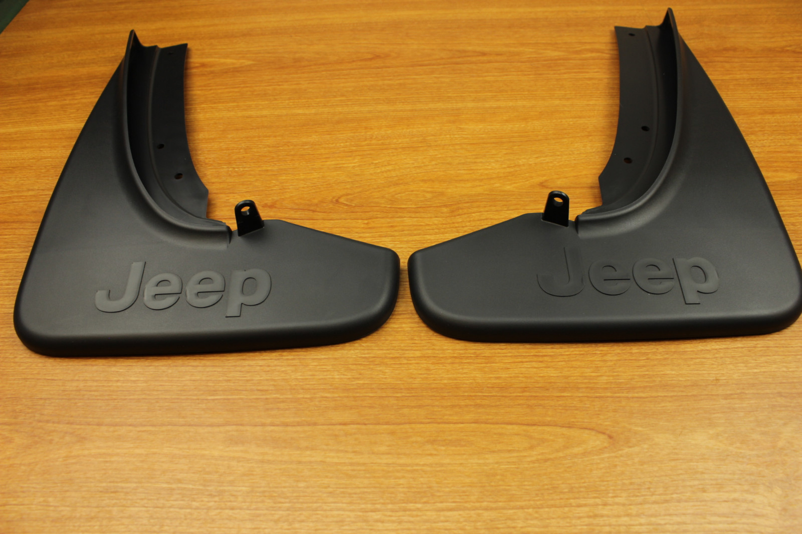 20142021 Jeep Grand Cherokee Summit Rear Mud Flap Splash Gurads Mopar